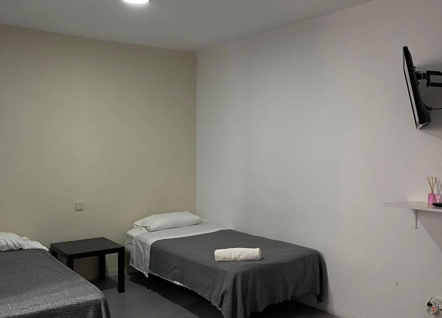Hostal Santa Calma Marbella Pensión